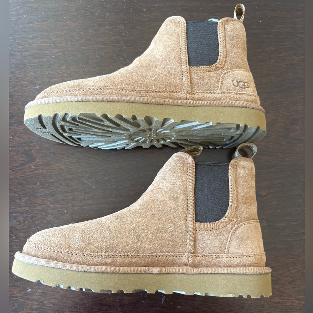 Men’s Ugg Nuemal Chelsea Boot - Like New- Size 6 - Picture 6 of 7